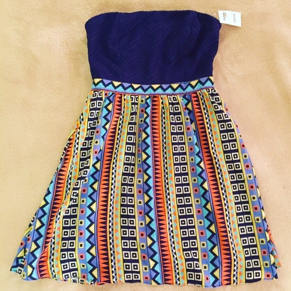 NWT Strapless Navy Aztec Patterned Dress