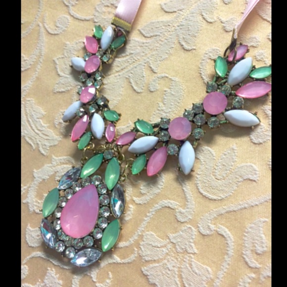 Beautiful pink and green stone statement necklace