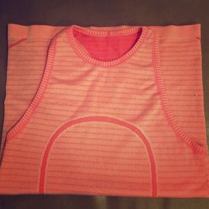 Brand new Lululemon workout top