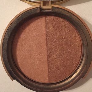 ONE DAY SALE Too Faced Sun Bunny Bronzer