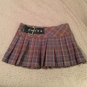 Plaid pleated mini skirt