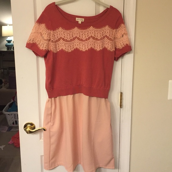 Maison Jules Dresses & Skirts - Maison Jules spring time dress