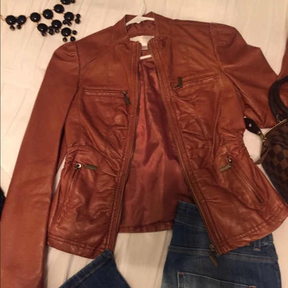 Flattering Faux Leather Jacket. 🛑 SOLD 🛑 - Picture 2 of 8