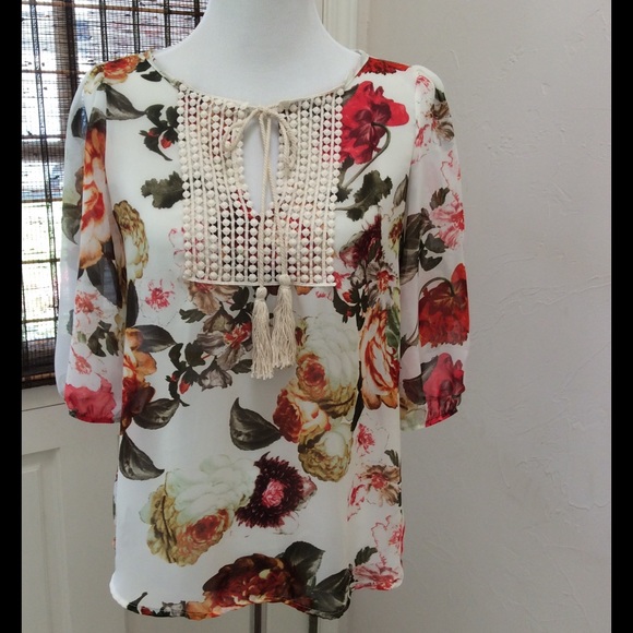 Floral Print Top🆕