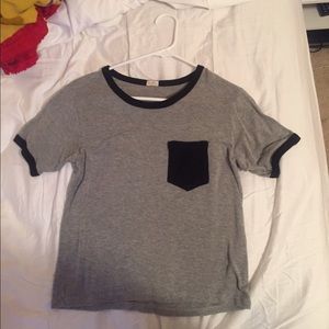 Brandy Melville tshirt