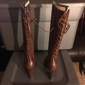 4 DAY SALE!! Kenneth Cole Reaction boots
