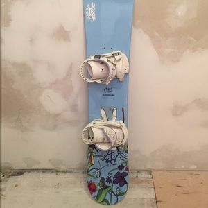 149 Snowboard with Salomon bindings
