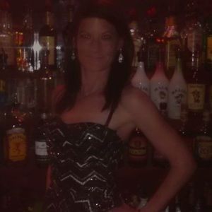 Meet your Posher, Sharon