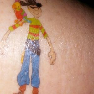 Meet your Posher, Ernestina