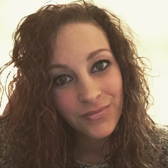 Meet your Posher, Heather - Picture 4 of 4