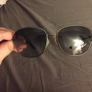 🎀sale🎀Gorgeous Prada Sunglasses 😎