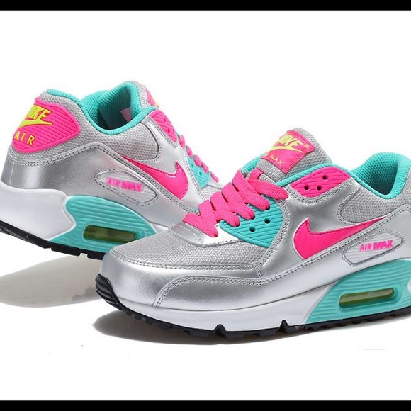 NIKE AIR MAX 90