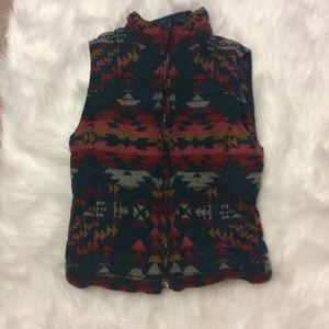 American Eagle Puffer Vest