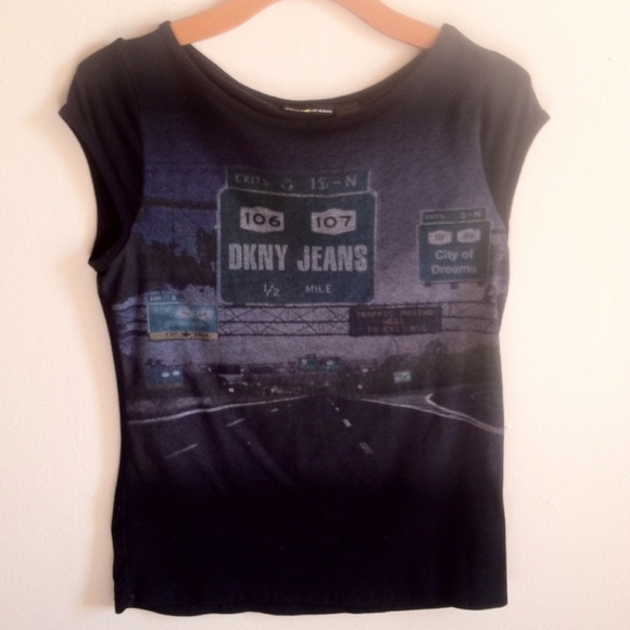 DKNY Tops - ‼️FLASH SALE‼️DKNY Boatneck T-shirt