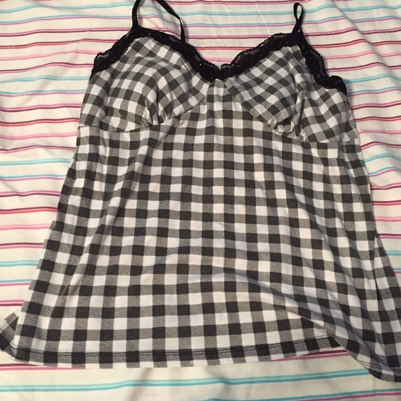 Black & white tank top