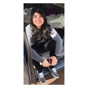 Meet your Posher, Clarisse