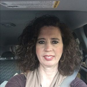 Meet your Posher, Rhonda