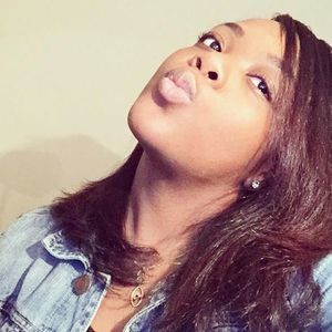 Meet your Posher, Jasmine