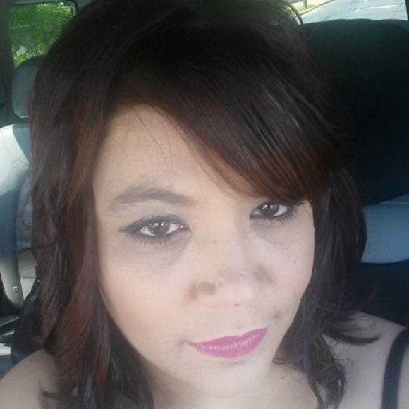 Meet your Posher, Giselle - Picture 1 of 1