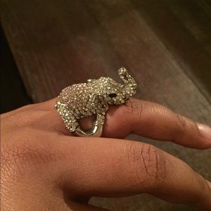 Fashion elephant ring