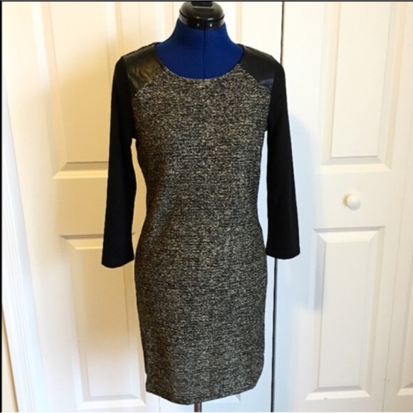 Black and Gold Dress - Picture 2 of 4