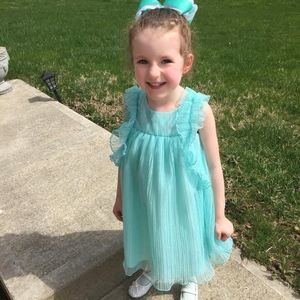 Meet your Posher, Robin