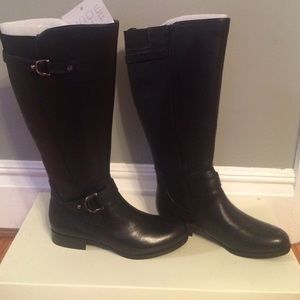 Naturalizer sz 8 NWT wide shaft boot