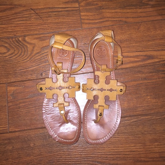 Tory burch sandals