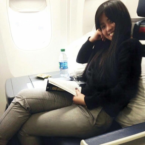 Meet your Posher! :-) - Picture 12 of 17