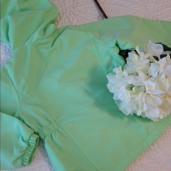 4t Oshkosh spring jacket - Picture 3 of 3