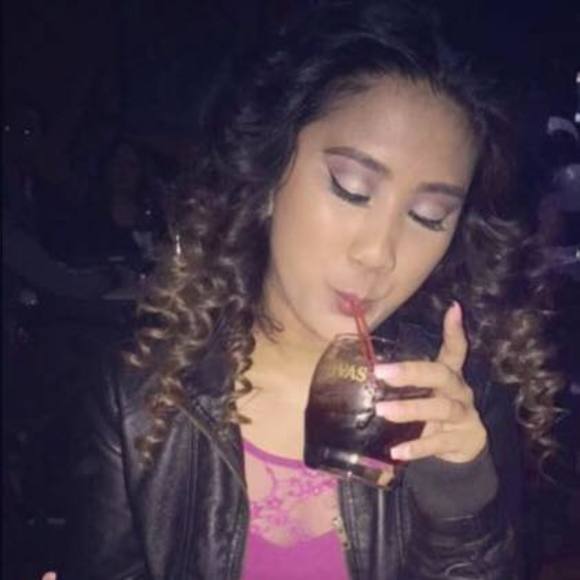 Meet your Posher, Melissa - Picture 1 of 1