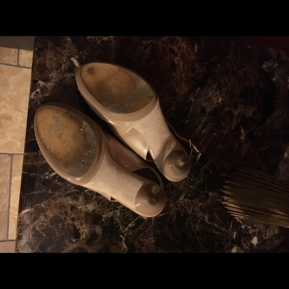 Shoes - Picture 2 of 3