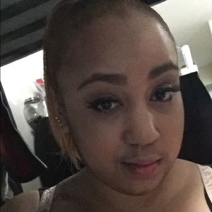 Meet your Posher, Erika