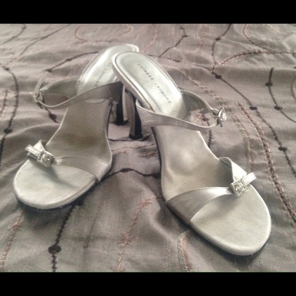 Chinese laundry silver satin heel - Picture 1 of 1