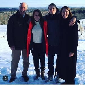 Meet your Posher, Wallace