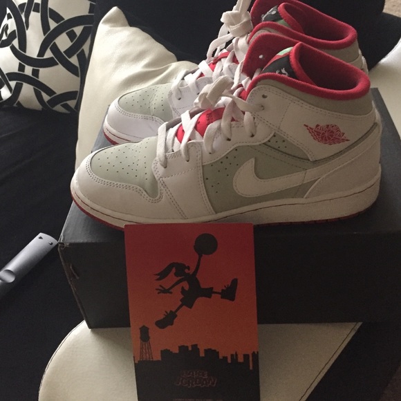 Air Jordan 1 mid