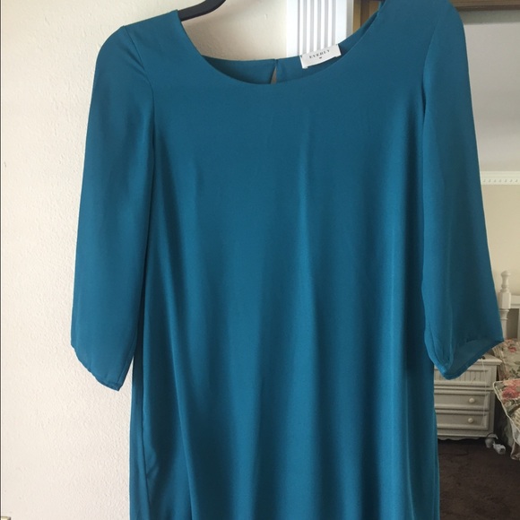 Turquoise Sheath Dress- size medium - loose fit.
