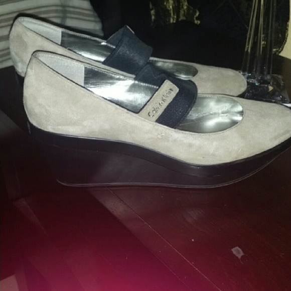 CALVIN KLEIN SHOES - Picture 1 of 4