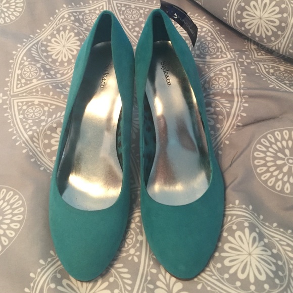 Dressy pumps