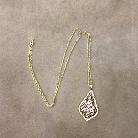 Kendra Scott Necklace