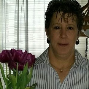 Meet your Posher, Denise