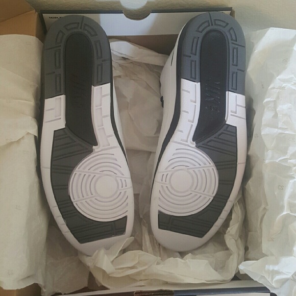 Jordan Retro 2 - Picture 3 of 3