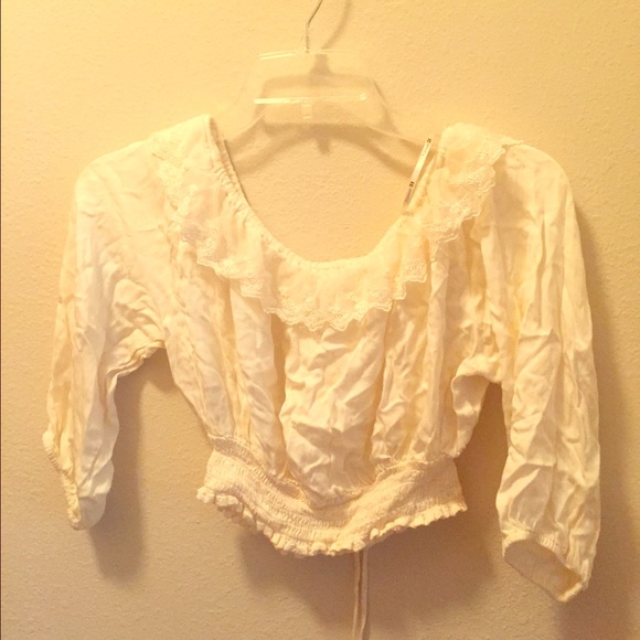 Vintage off white crop top