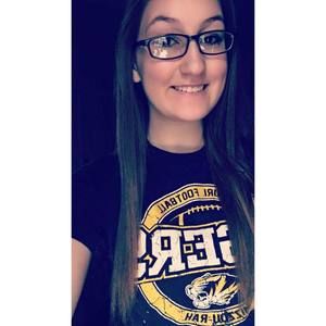 Meet your Posher, Kendra