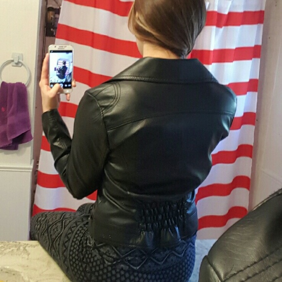 Leather Jacket 💋 - Picture 2 of 4
