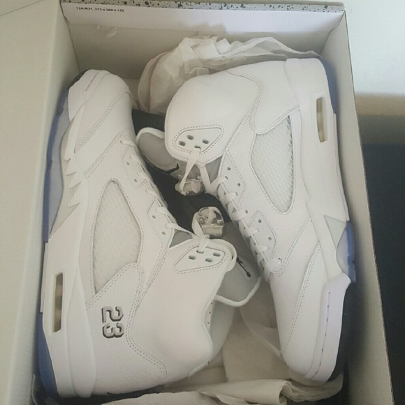 Jordan 5 Retro - Picture 2 of 3
