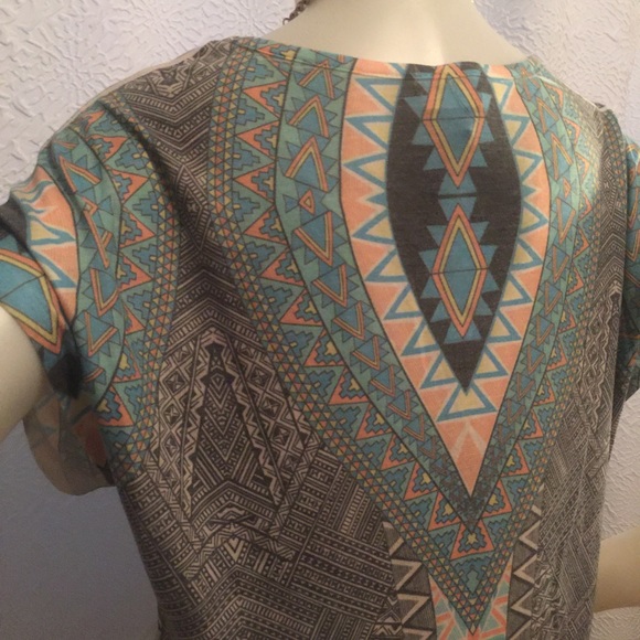Aztec Print Shirt V Neck Tee A297 - Picture 3 of 4