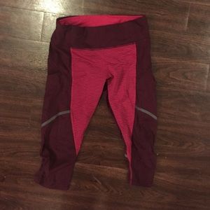 LULU LEMON LEGGINGS.