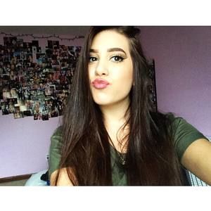 Meet your Posher, Carly