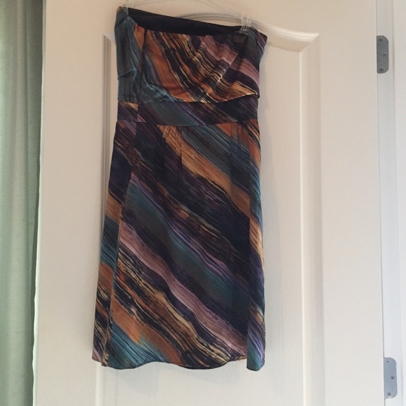 The Limited Strapless Dress - Picture 2 of 3